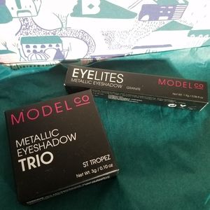 Model Co eyeshadow set